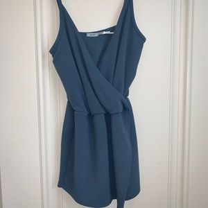URBAN OUTFITTERS Cross-Over Romper